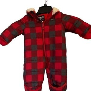 Oshkosh infant baby hooded buffalo hooded snowsuit in size 9 months